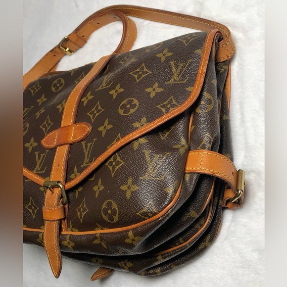 Louis Vuitton Saumur30 BagDate Code(AR1901)/Poshmark COA/Dust Bag - Picture 7 of 16